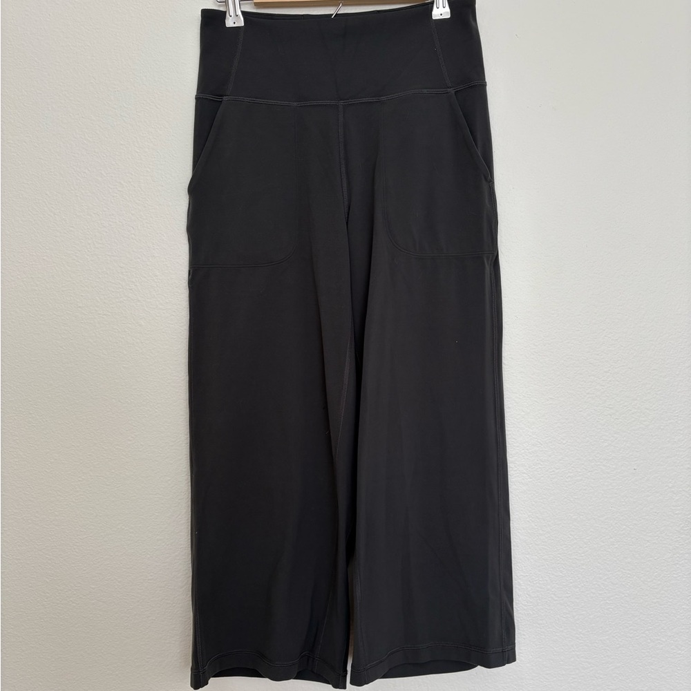 lululemon athletica Gray Wide-Leg High-Rise Yoga Pants Size 8